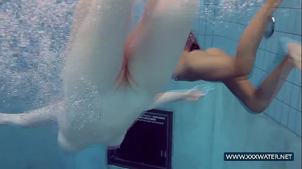 뜨거운 Katrin and Lucy big tits underwater 따뜻한 영화