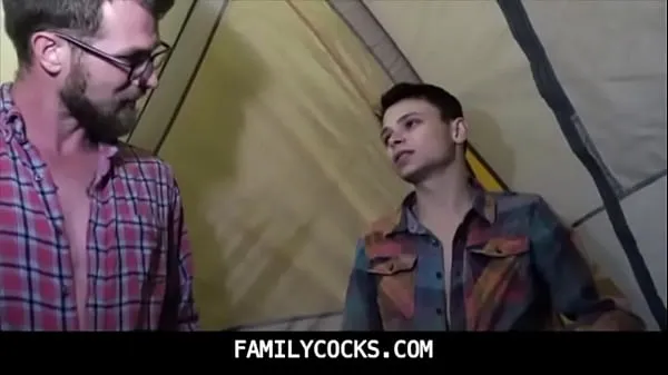 뜨거운 Bear Fucks His Little Boy In A Camping Tent 따뜻한 영화