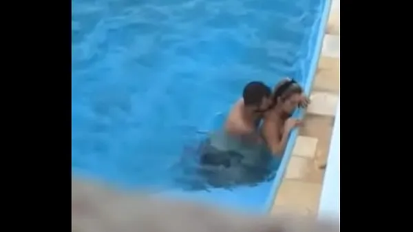 Горячие Секс у бассейна в Catolé do Rochaтеплые фильмы