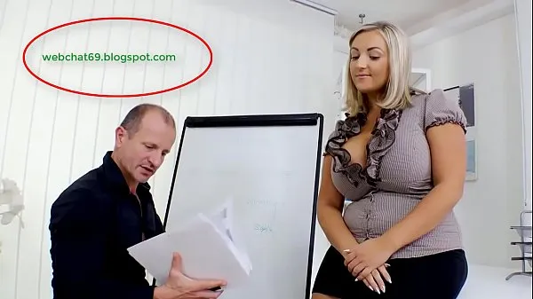 Vroči Busty Fat Seduce Drafts Guy into Workplace Sex with Tits and Doggy topli filmi