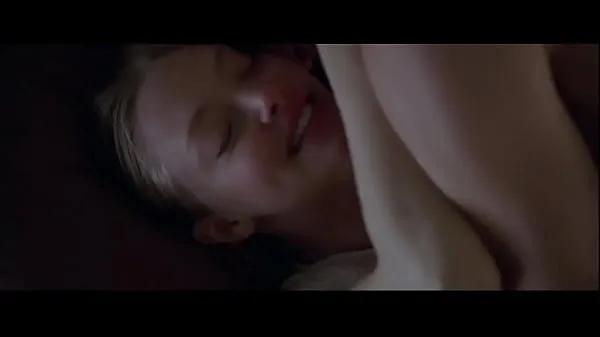 Amanda Seyfried Botomless Having Sex in Big Love Film hangat yang hangat