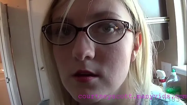 Mom Let’s Me Cum On Her Face Courtney Scott FULL VIDEO Film hangat yang hangat