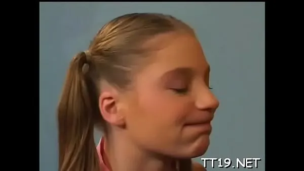 Curvy teen gets wonderful facial Film hangat yang hangat