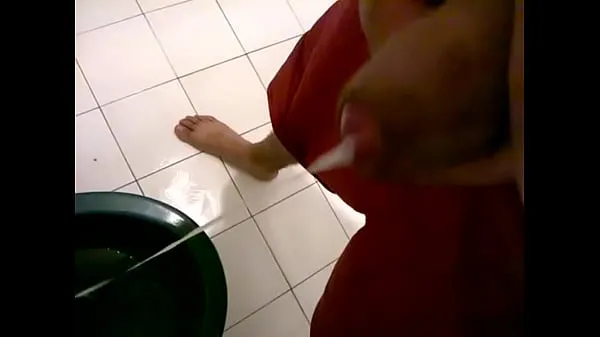 Hot MAN Cums IN THE BATHROOM OF HIS HOUSE warm Movies