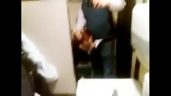 Nóng Slut blowjob in public toilet Phim ấm áp