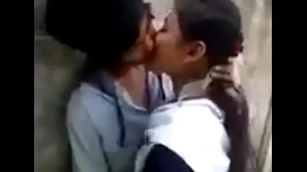Hot kissing scene in college Filem hangat panas
