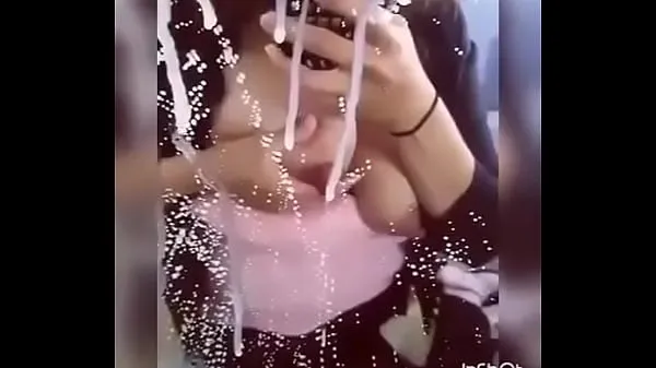 Desi aunty milk boobs Filem hangat panas