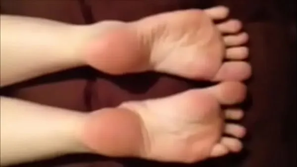 Hot Cumming on the soles n 35 of a woman I met at the 2018 carnival warm Movies