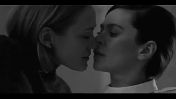 Film caldi ASMR: Two lovers lusting (BJ / lesbicacaldi