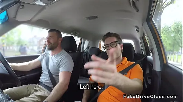 गर्म Fake driving instructors friend bangs blonde गर्म फिल्में