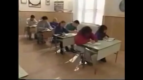 Gorące School Girl Fucked by Janitorciepłe filmy