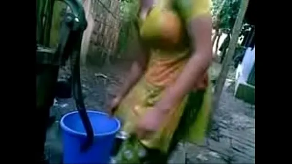 أفلام ساخنة gramer meyader khola mela gosol dekle purai deh hit دافئة