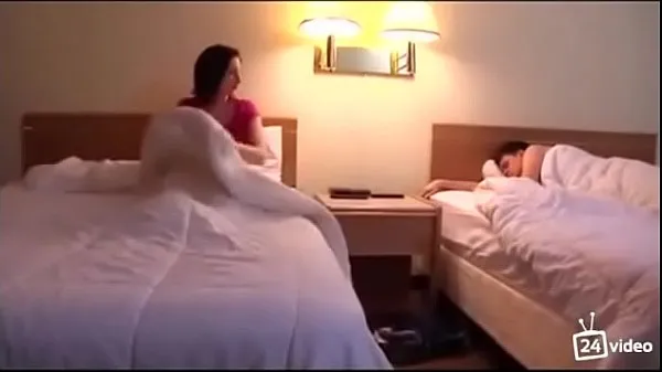गर्म Step sister seduces her to play with her गर्म फिल्में