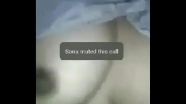 Películas calientes Girl showing her big boobs on webcam cálidas