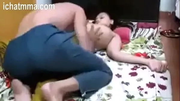 ホットな 寝室の完全なインドのセックスで完全なライトでクソDesiホットカップルSuhaagRaat 温かい映画