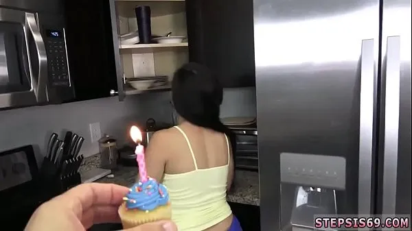 गर्म Balcony blowjob and teen but fuck Devirginized For My Birthday गर्म फिल्में