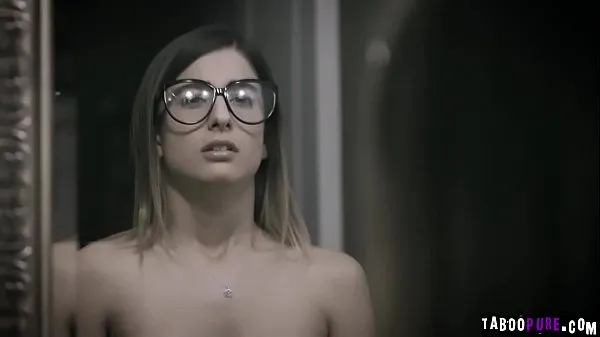 Sıcak Kristen Scott's first double penetration is brilliant Sıcak Filmler