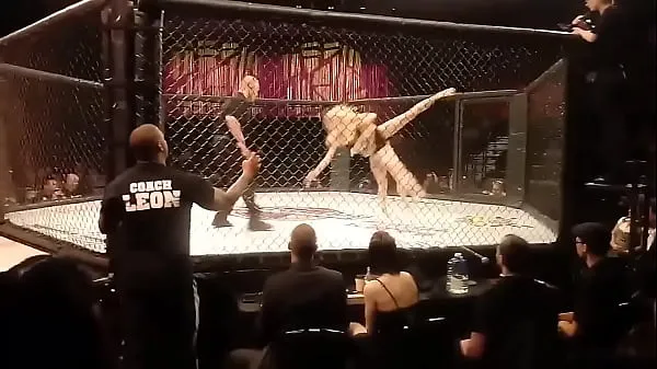 Tasia Lockrans MMA Debut vs Agatha Delicious Filem hangat panas