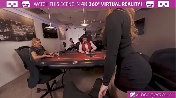 گرم VR Bangers Busty babe is fucking hard in this agent VR porn parody گرم فلمیں