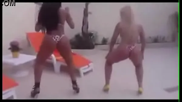 Hot Hot babes dancing ForróFunk warm Movies