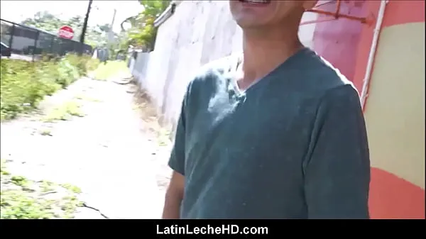 Žhavé Straight Young Spanish Latino Jock Interviewed By Gay Guy On Street Has Sex With Him For Money POV žhavé filmy