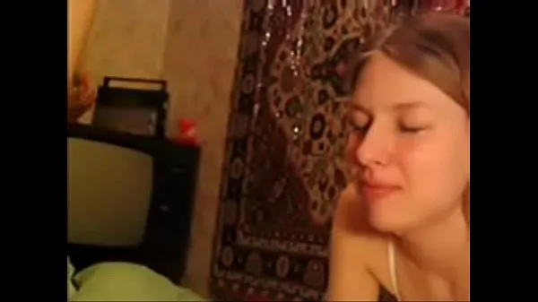 أفلام ساخنة My sister's friend gives me a blowjob in the Russian style, I found her on randkomat.eu دافئة