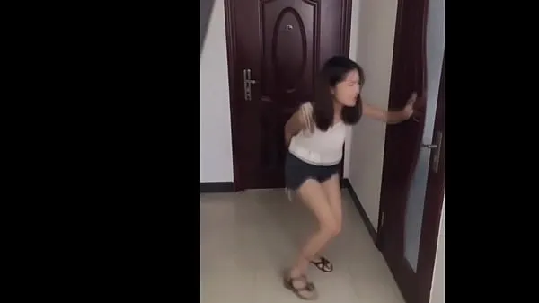 गर्म China Girls Very Desperate to Pee गर्म फिल्में