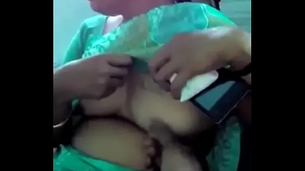 Heta sexy aunty pressing cock varma filmer
