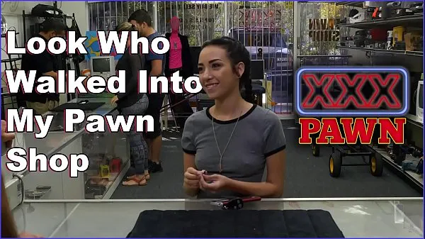 Heiße XXX PAWN - Dieses Mädchen wollte sich an ihrem Ex-Verlobten rächen und hat es bekommenwarme Filme