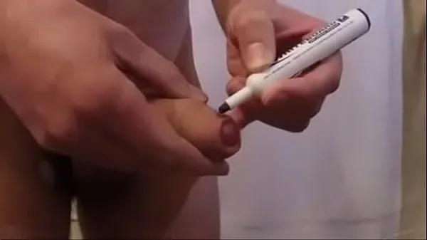 How a natural (uncircumcised) penis works Filem hangat panas