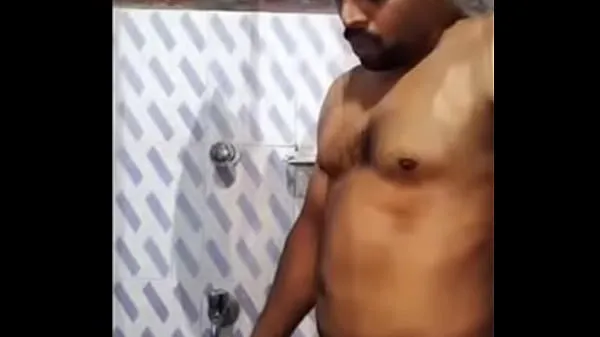 Vroči Tamil guy mastubate in shower topli filmi