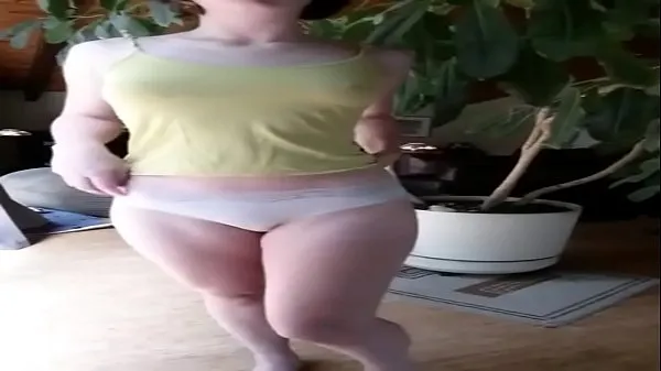 Fit girl with round ass models many panties Filem hangat panas