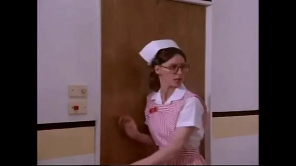 Sexy hospital nurses have a sex treatment /99dates Film hangat yang hangat