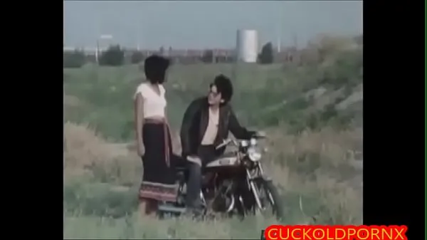गर्म WHAT'S NAME OF THIS MOVIE? OR GIRL'S NAME गर्म फिल्में