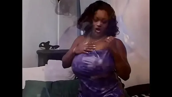 Hotte Sexy black woman Kim Eternity's hobby is sucking hard schloeng varme film