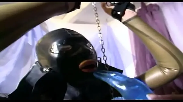 Hete Latex games for a masked girl warme films