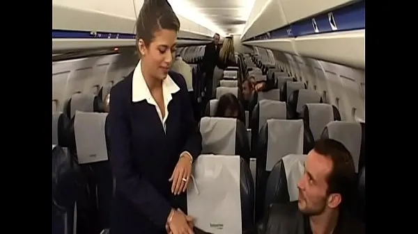 Kuumia Charming brunette air-hostess Alyson Ray proposed passenger to poke her juicy ass after scheduled flight lämpimiä elokuvia