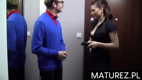 गर्म Polish milf - MILF Kasia fucked by a young handsome man गर्म फिल्में
