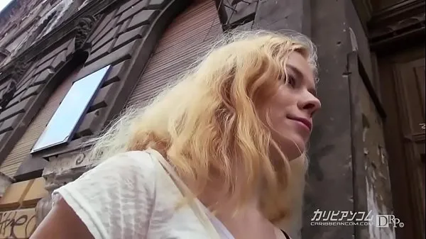 Горячие Девушки из Центральной Европы в восторге от массажа японских парней 1теплые фильмы