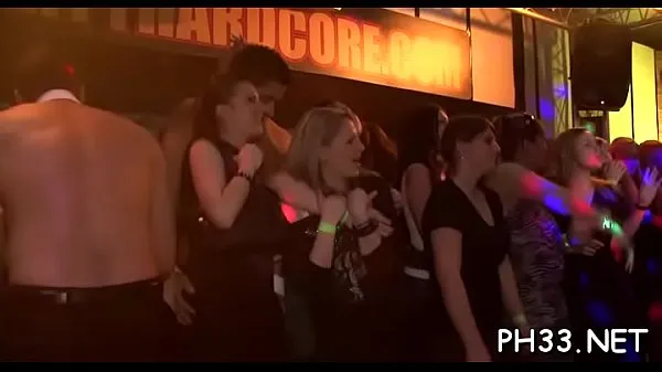 热Group sex wild patty at night club ramrods and pusses each where温暖的电影