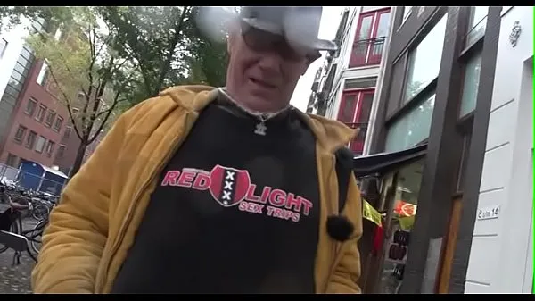 Excited dude has some hot pleasure with the amsterdam prostitutes Films chauds
