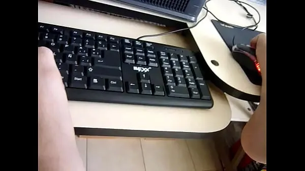 Heta keyboard feet varma filmer