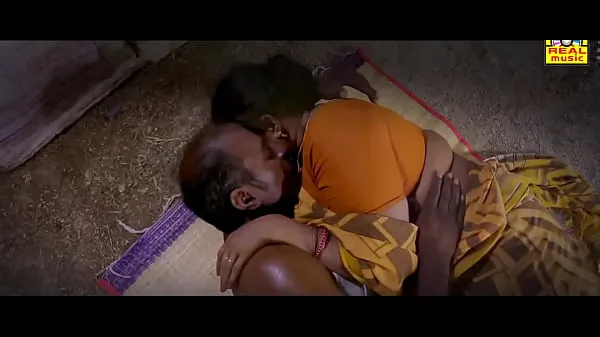 Desi Indian big boobs aunty fucked by outside man Filem hangat panas