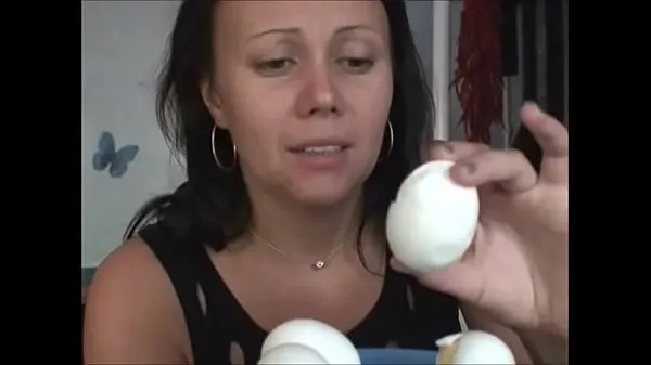 Hete egg swallowing warme films
