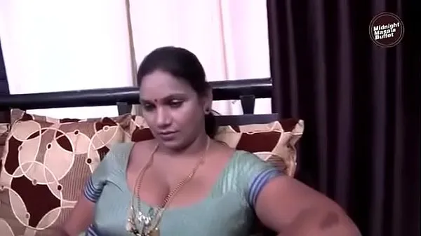 Hot Desi Aunty Romance with cable boy warm Movies