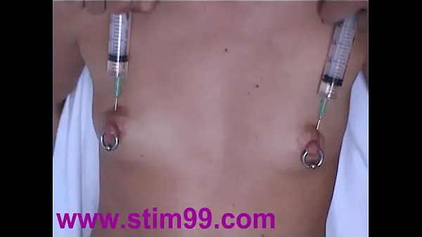 Nóng Injection Saline in Breast Nipples Pumping Tits & Vibrator Phim ấm áp