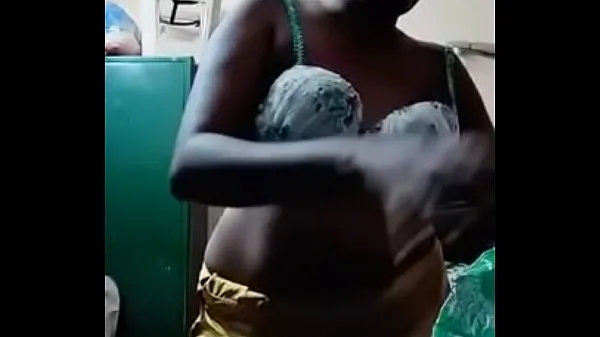 Menő Swathi naidu showing her boobs while saree meleg filmek