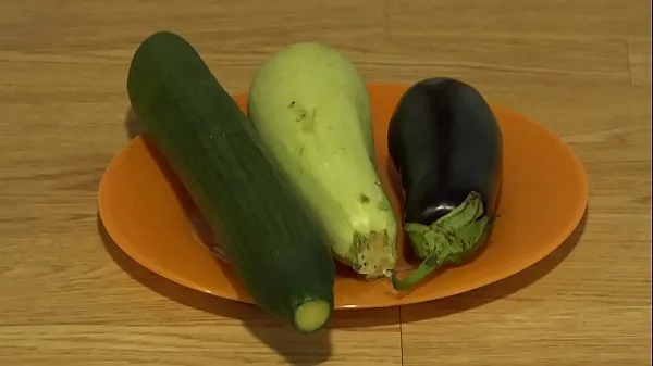 Žhavé Organic anal masturbation with wide vegetables, extreme inserts in a juicy ass and a gaping hole žhavé filmy