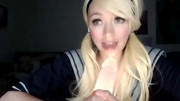 Hot petite disguised as a likes to suck penises warm Movies