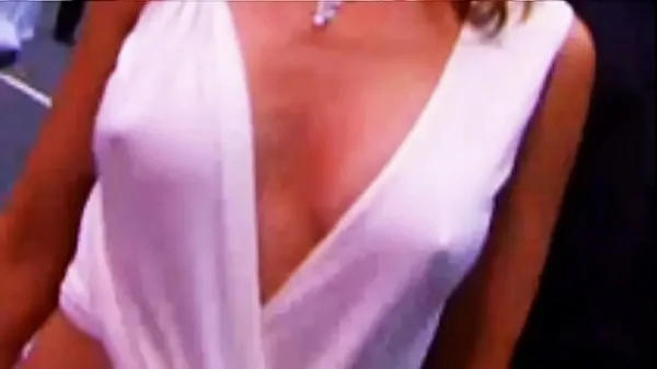 گرم Kylie Minogue See-Thru Nipples - MTV Awards 2002 گرم فلمیں